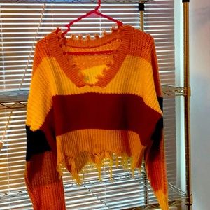 CUT OFF SWEATER